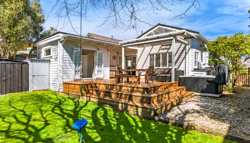 19 Beauchamp Street, Karori