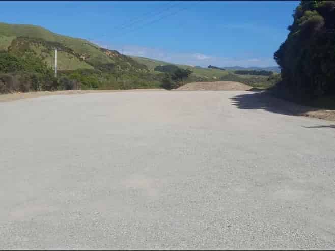 Secure sealed yard in convenient location