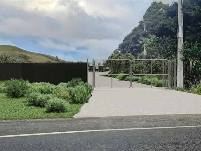 Secure sealed yard in convenient location
