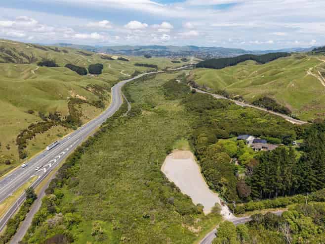 Secure sealed yard in convenient location