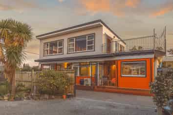 104 Rocking Horse Road, Southshore