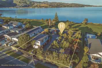104 Rocking Horse Road, Southshore