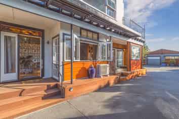 104 Rocking Horse Road, Southshore