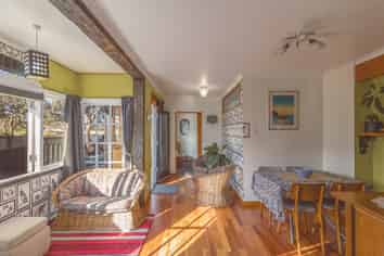 104 Rocking Horse Road, Southshore
