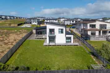 11 Whawhaki Road, Beachlands