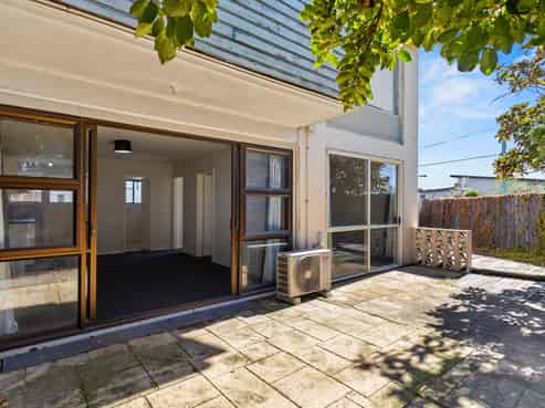 1/267 Pages Road, Wainoni