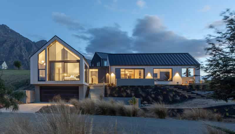 33 McAdam Drive, Jacks Point