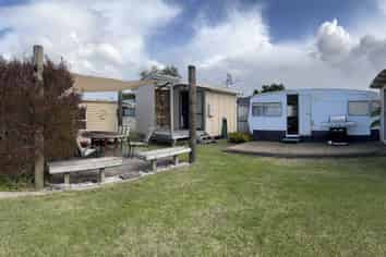 183 Rangiora Crescent, Matarangi