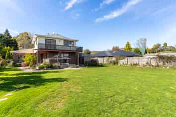 11 Greenhithe Street, WAIHOLA