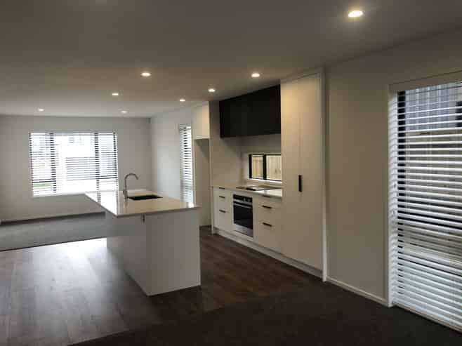50 Jacks Landing Drive, Hamilton Lake