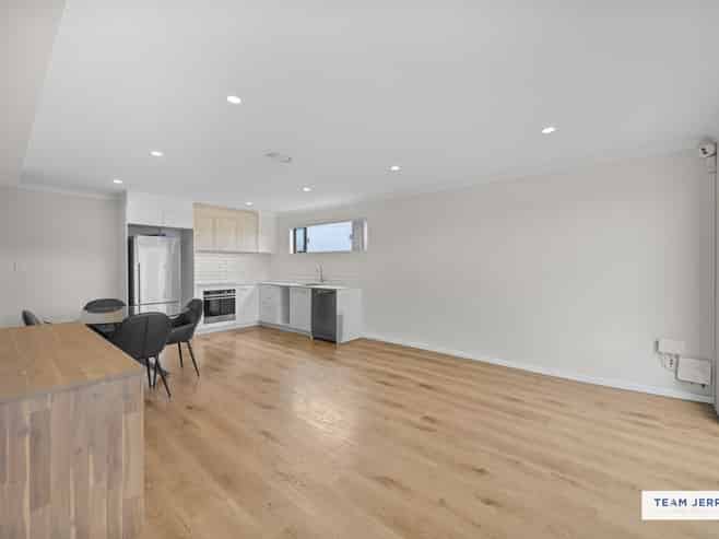 27 Sun Orchid Avenue, Wiri