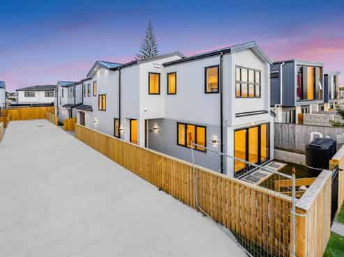 19A & B Sturdee Road, Manurewa