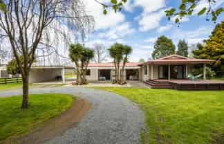 1212 Kaipaki Road, Cambridge