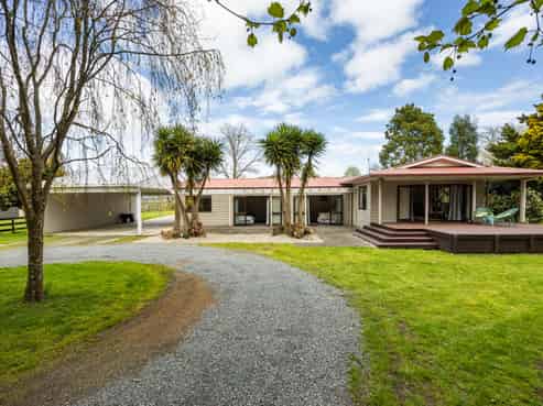 1212 Kaipaki Road, Cambridge