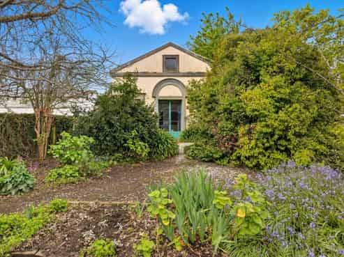 Distinctive Te Puke commercial space for sale
