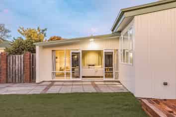 20 Derrett Place, Saint Martins