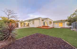 20 Derrett Place, Saint Martins