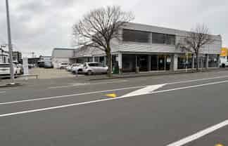 930sqm Ground-floor Office or showroom