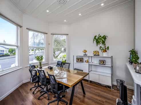 MIXED-USE CHARACTER STANDALONE 
