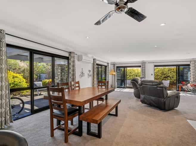 8a Naylor Street, Clyde