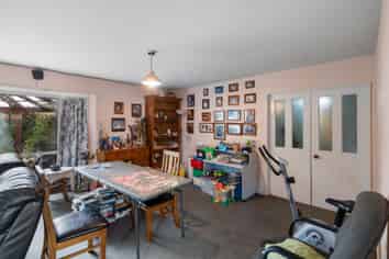 481 Worcester Street, Linwood