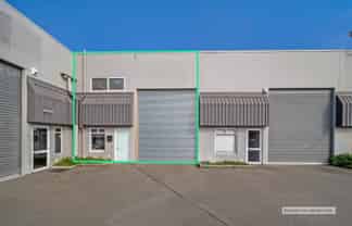 Small Industrial Gem in Sockburn