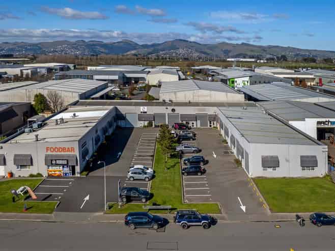 Small Industrial Gem in Sockburn