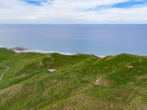 25 Punawaitai Road, Pourerere