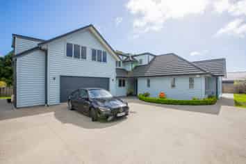 13 Morepork Drive, Waikanae