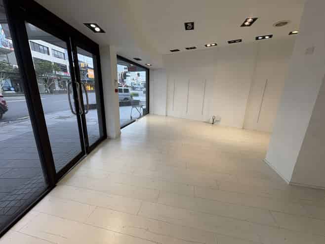 59sqm Broadway retail – ready for you!