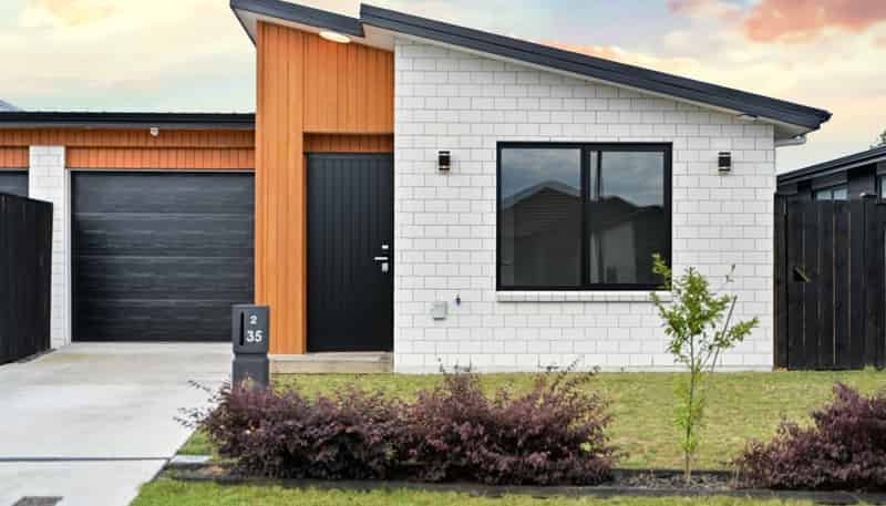 2/35 Tokerau Drive, Rototuna