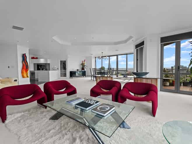 1005/135 Phoenix Gardens, Grafton Road, Grafton