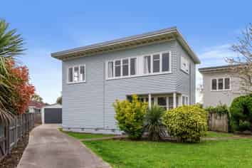 3 Belfield Street, Dallington