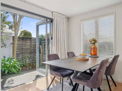 7A Grey Street, Glenholme