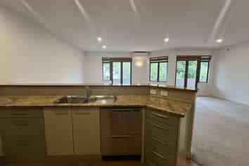 1B/105 Victoria Road, Devonport