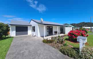 2 Courthouse Lane, Coromandel