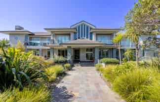 1 Little Compton Mews, Snells Beach