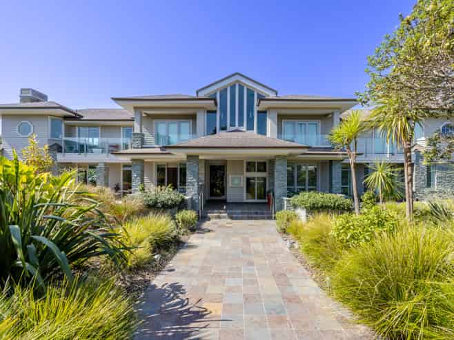 1 Little Compton Mews, Snells Beach