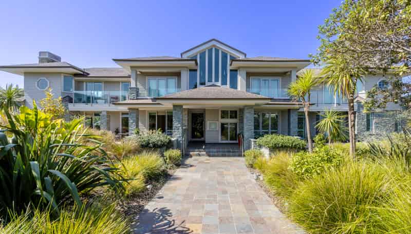 1 Little Compton Mews, Snells Beach