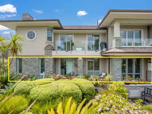 1 Little Compton Mews, Snells Beach