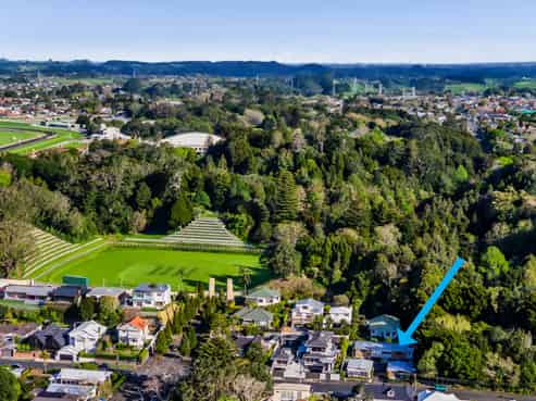 1/4 Gilbert Street, New Plymouth Central