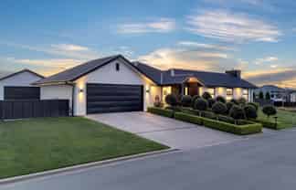 60 The Esplanade, Pegasus