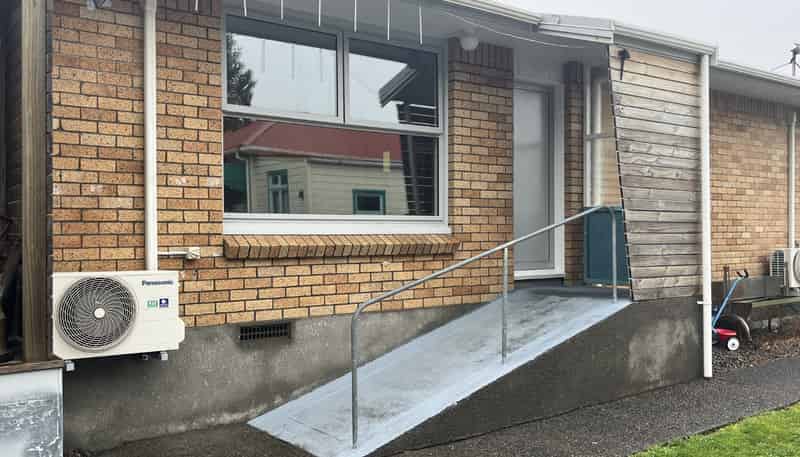 2/444A Devon Street East, Strandon