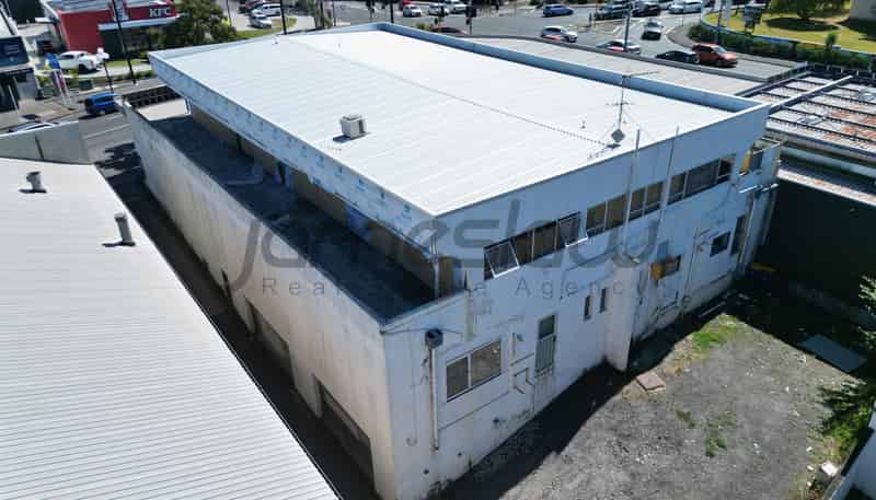 85 Birkenhead Avenue, Birkenhead