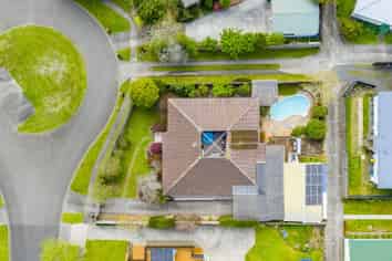 6 Emma Place, Pukete
