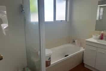 35 Blighs Rd, Bryndwr