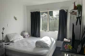 35 Blighs Rd, Bryndwr