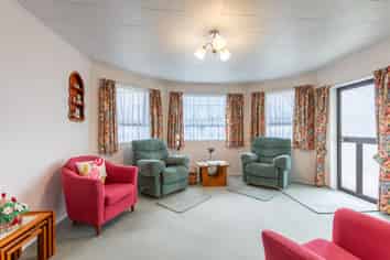 8B Allardice Street, Dannevirke