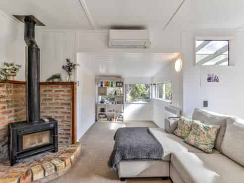 2 Woodglen Road, Glen Eden