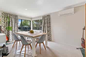 10 Watervista Place, Mangere Bridge